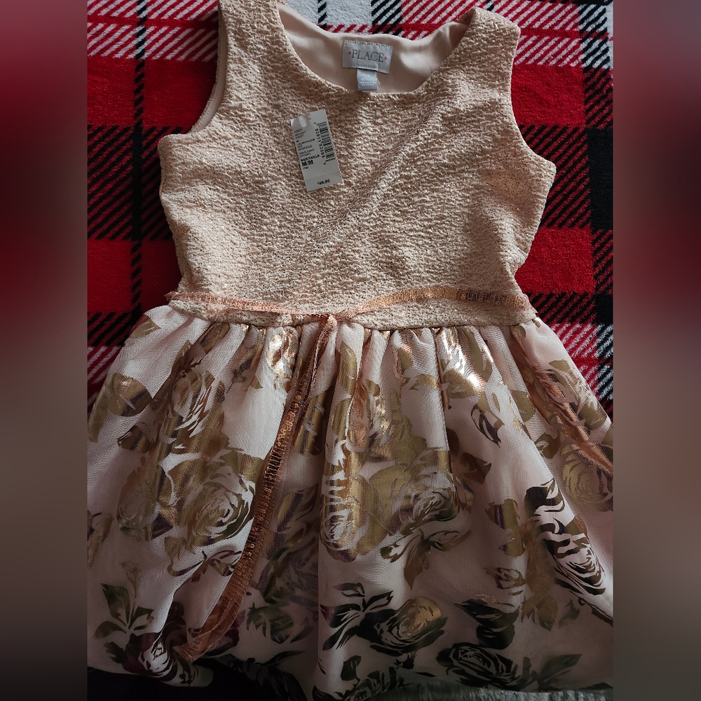 Girls dress